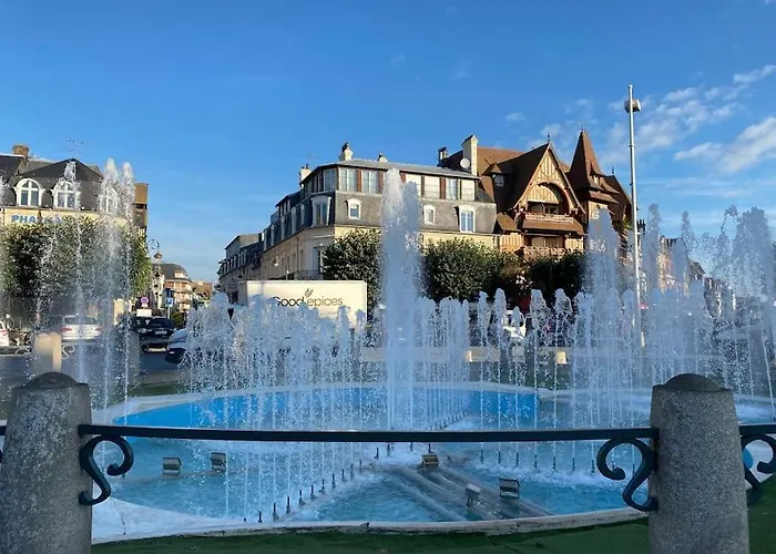 Le Victorien Yourhosthelper